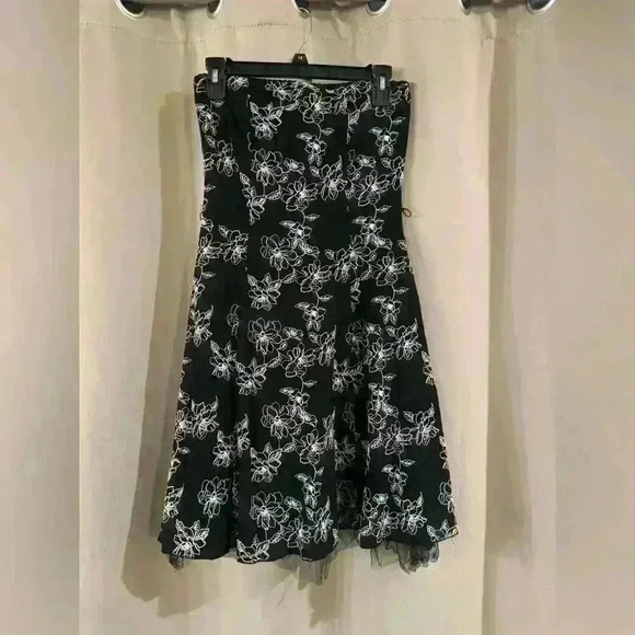 Women’s Georgiou Studio Strapless Dress - Picture 1 of 7